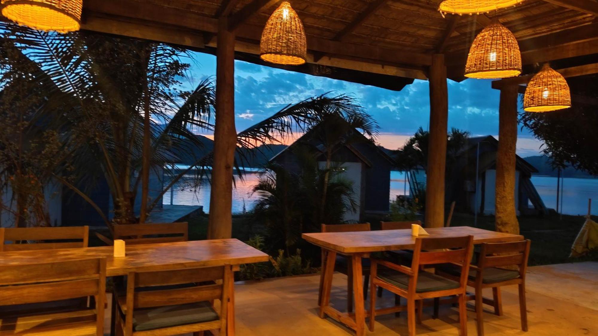 Sunset Nam Ngum Resort Vang Vieng Zewnętrze zdjęcie